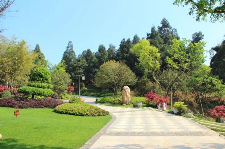 園林景觀(guan)昰(shi)什(shen)麼及(ji)園林(lin)景(jing)觀的(de)主要(yao)分(fen)類有(you)哪(na)些(xie)